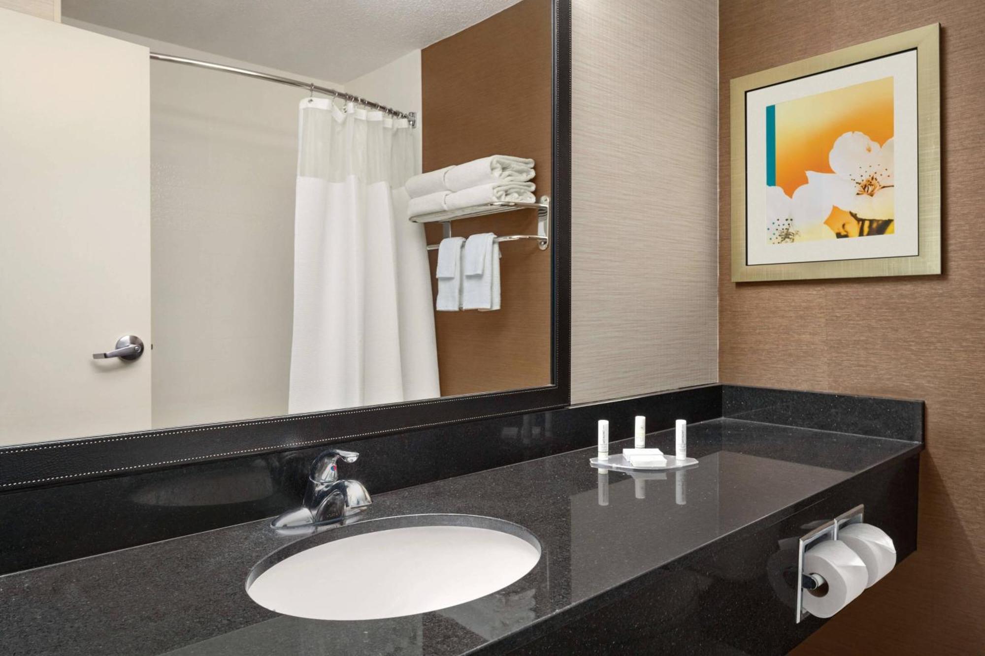 Fairfield Inn & Suites Lima Luaran gambar
