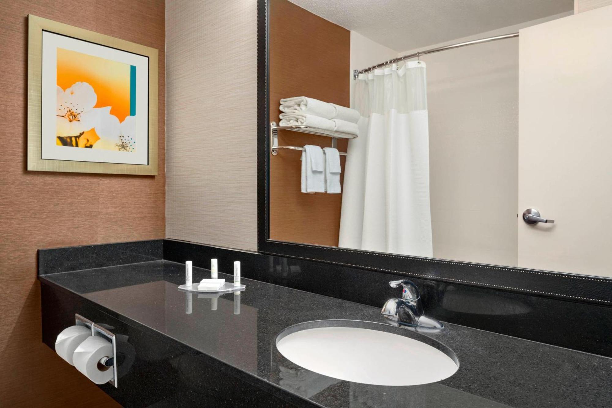 Fairfield Inn & Suites Lima Luaran gambar